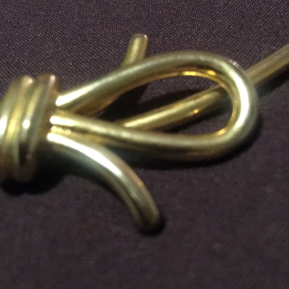 🛍2 for $20🛍 C.Wonder Bow Necklace - Picture 7 of 7